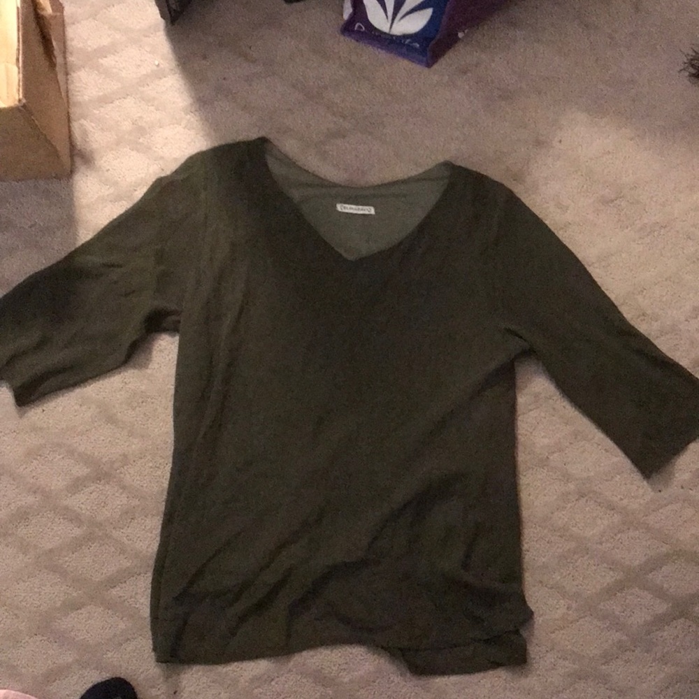 Green long sleeve shirt
